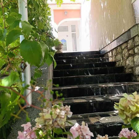 סנג' Apartment Rita מראה חיצוני תמונה
