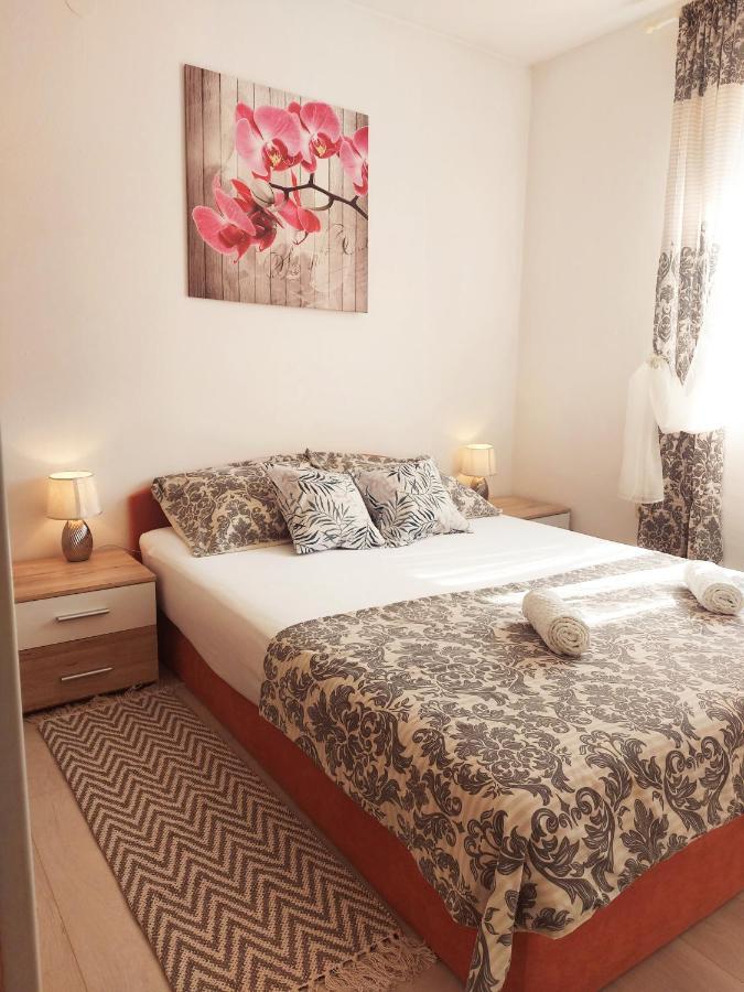סנג' Apartment Rita מראה חיצוני תמונה